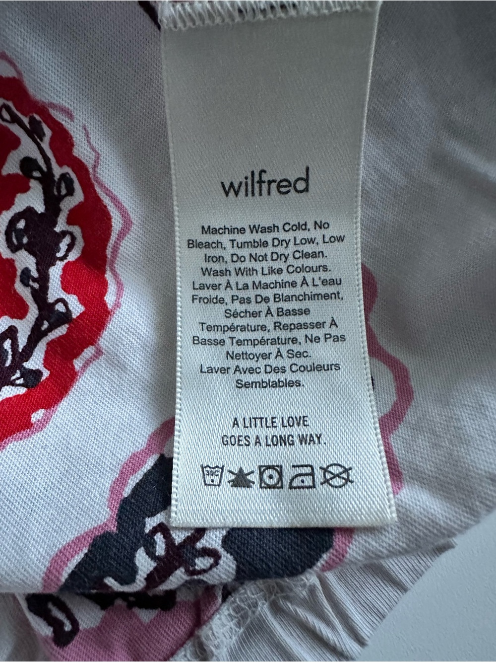 Aritzia Wilfred White Cropped Tee with Pink & Gray Paisley XS - Picture 4 of 8
